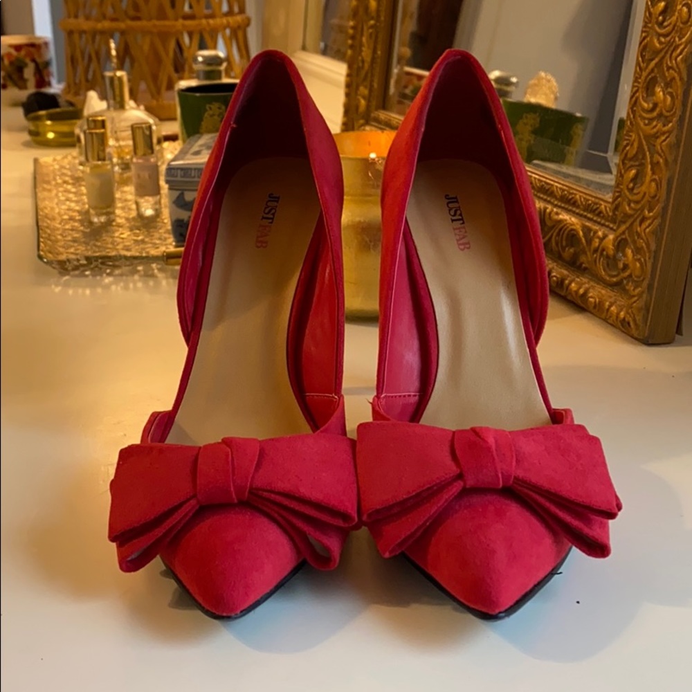 JustFab red bow heels size 8